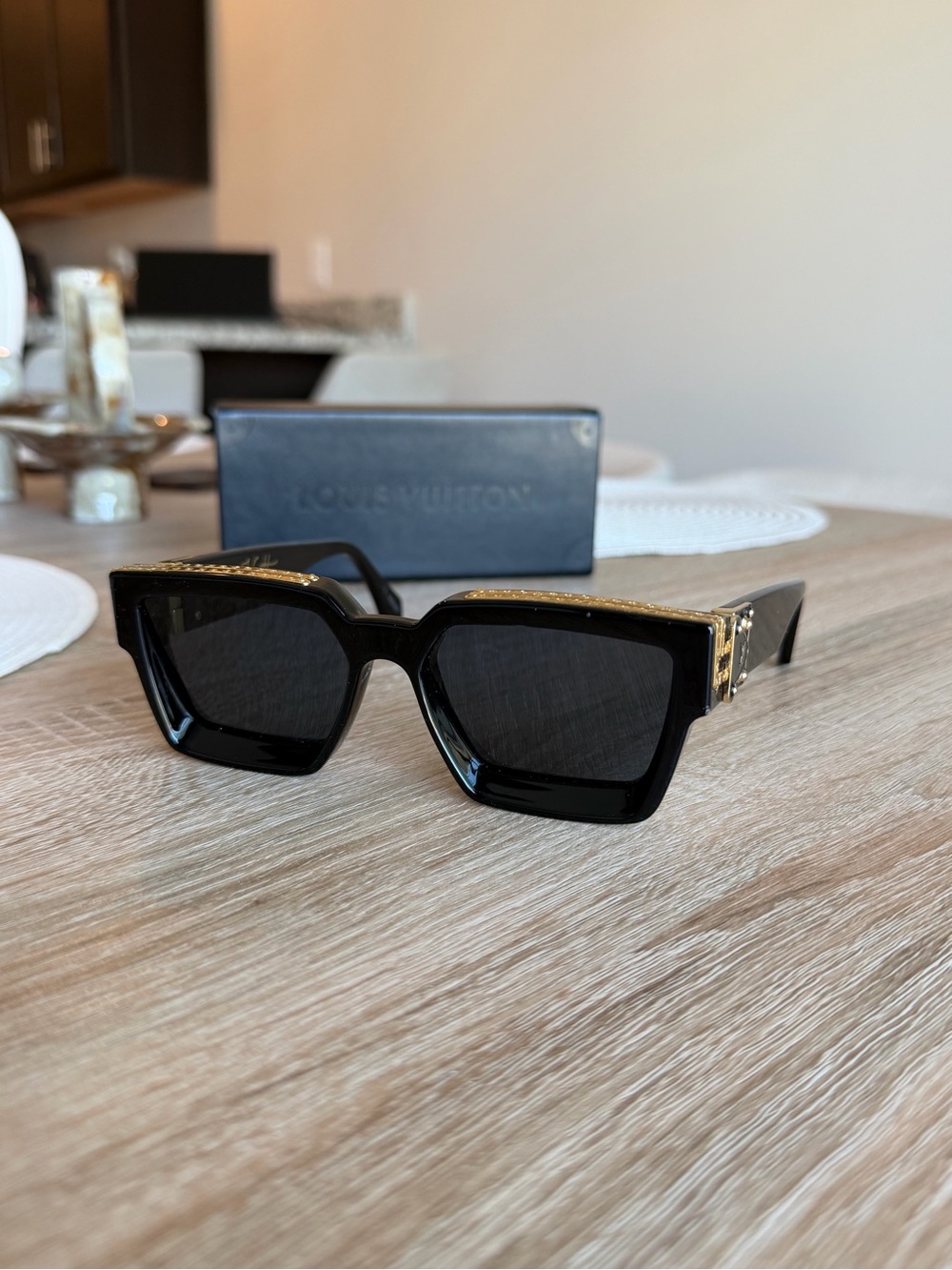 Louis Vuitton Millionaires Sunglasses with Gold Accents Mil